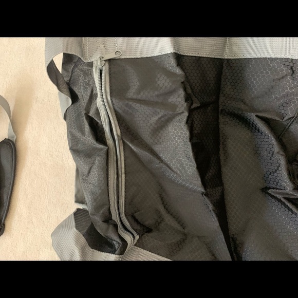 New 65L Travel Duffel Bag Foldable/Lightweight blk - Picture 13 of 16